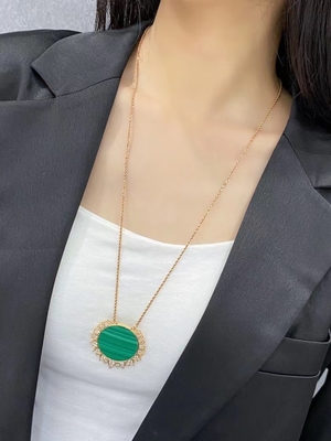 18K Gold Round Cut Diamond Necklace 18 Inches Length Green Gemstone