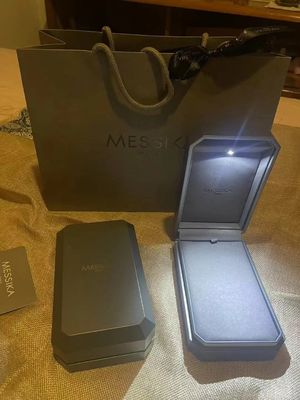 Caja de joyas personalizada de lujo de estilo único para almacenar / organizar joyas OEM ODM