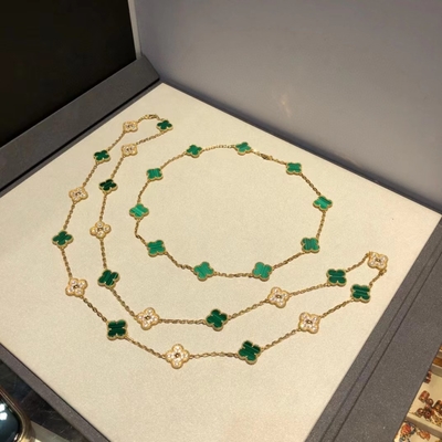 18k Oro Diamantes Joyería Marca personalizada Brazalete de cuatro hojas de trébol