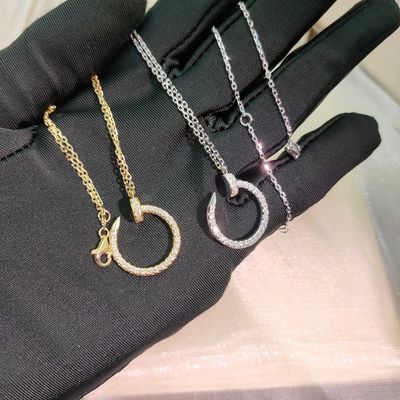 Joyería de diamantes de oro de 18 quilates de alta claridad con estilo moderno y engaste biselado, diamante sin fluorescencia
