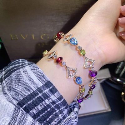 Diseños exclusivos Joyas personalizadas para minoristas de alta gama y clientes corporativos