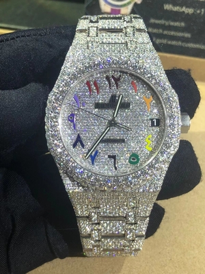 Hombres Mujeres Relojes con hielo Bezel Hip Hop VVS Moissanite Reloj de diamante Banda de lujo